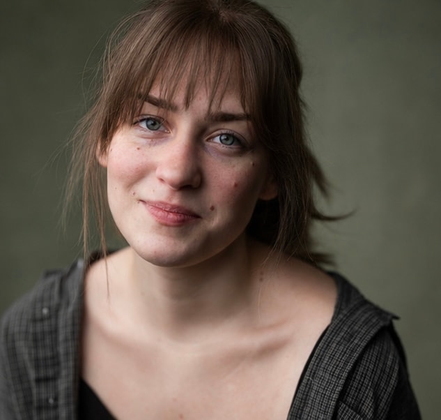Lex Leone headshot